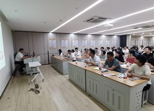 集团党支部参与东漖街路党纪进建教育